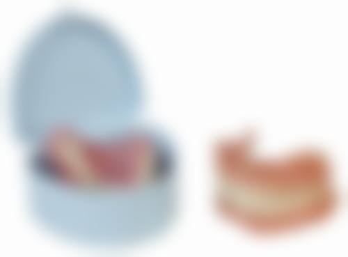 红黄路优德口腔门诊部营业时间