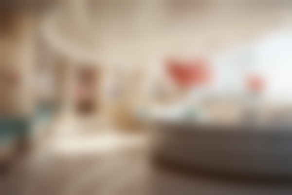 河南南阳方城万超口腔诊所许卓简介：专业口腔医师，擅长正畸、种植牙，为你揭秘他精湛医术背后的秘诀！ 